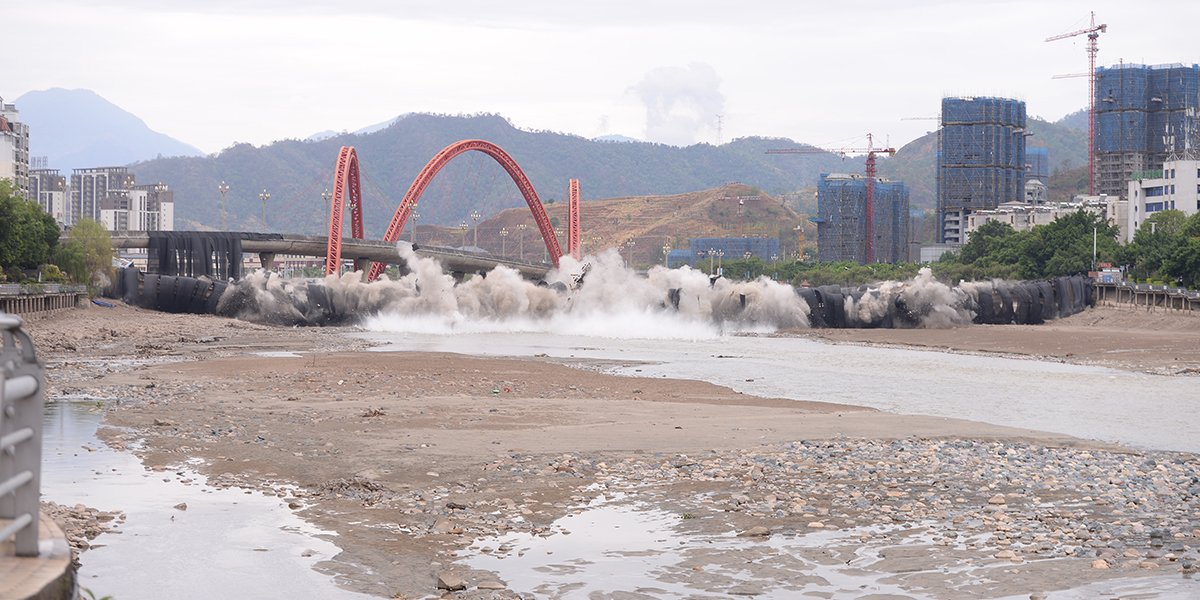 宜鑫砂石骨料矿山钻爆施工及砂石系统运